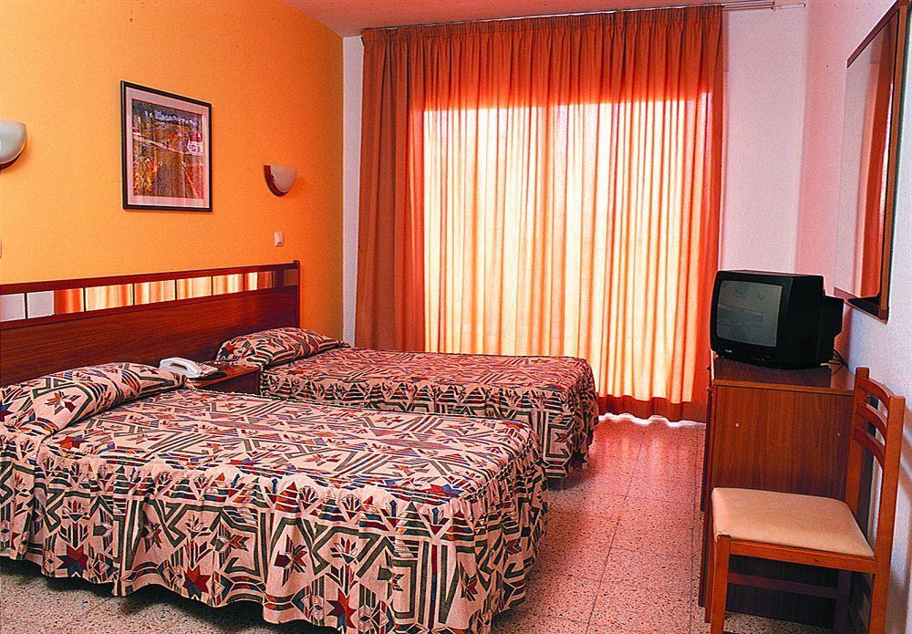Hotel President Calella Esterno foto