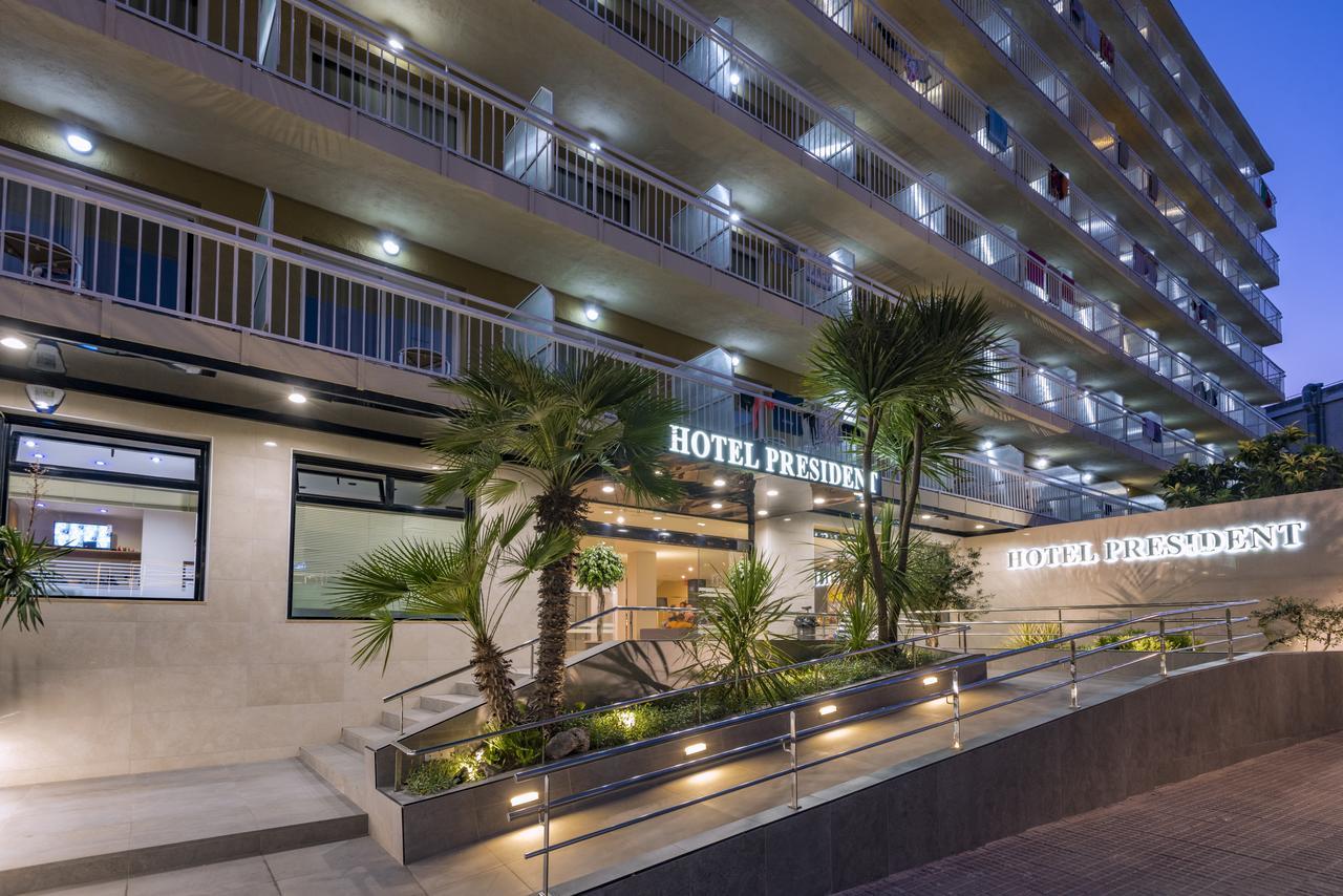 Hotel President Calella Esterno foto